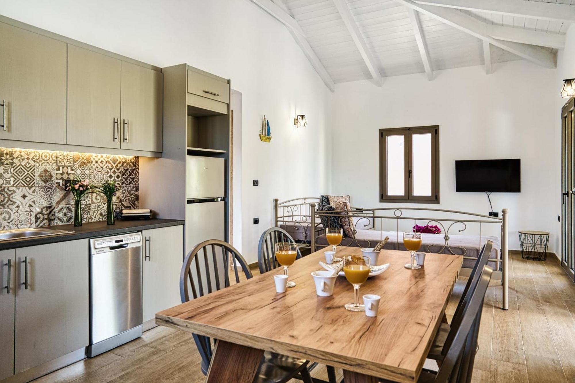 Astarte Villas - Astra Private Villas With Pool Vasilikí Екстериор снимка