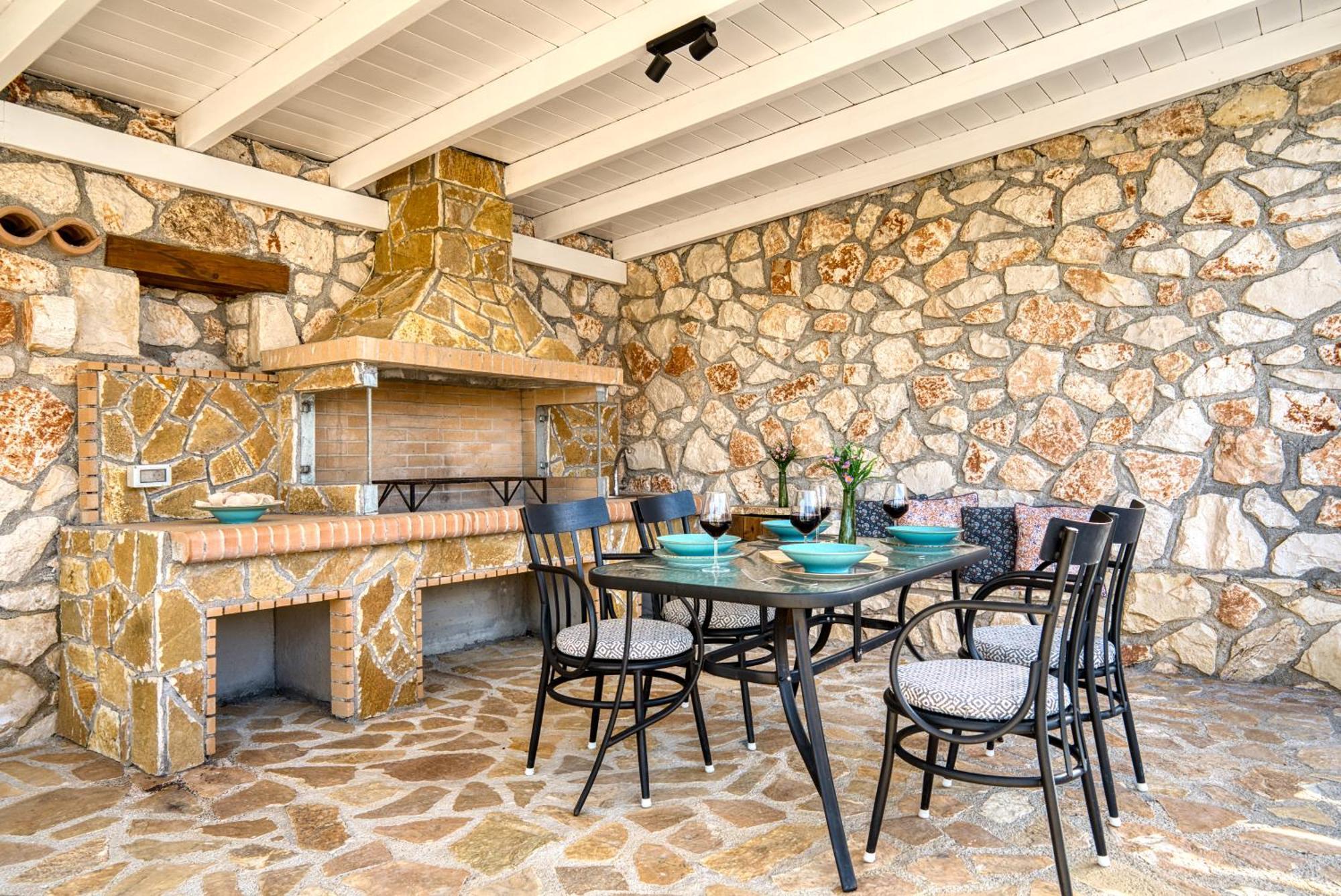 Astarte Villas - Astra Private Villas With Pool Vasilikí Екстериор снимка